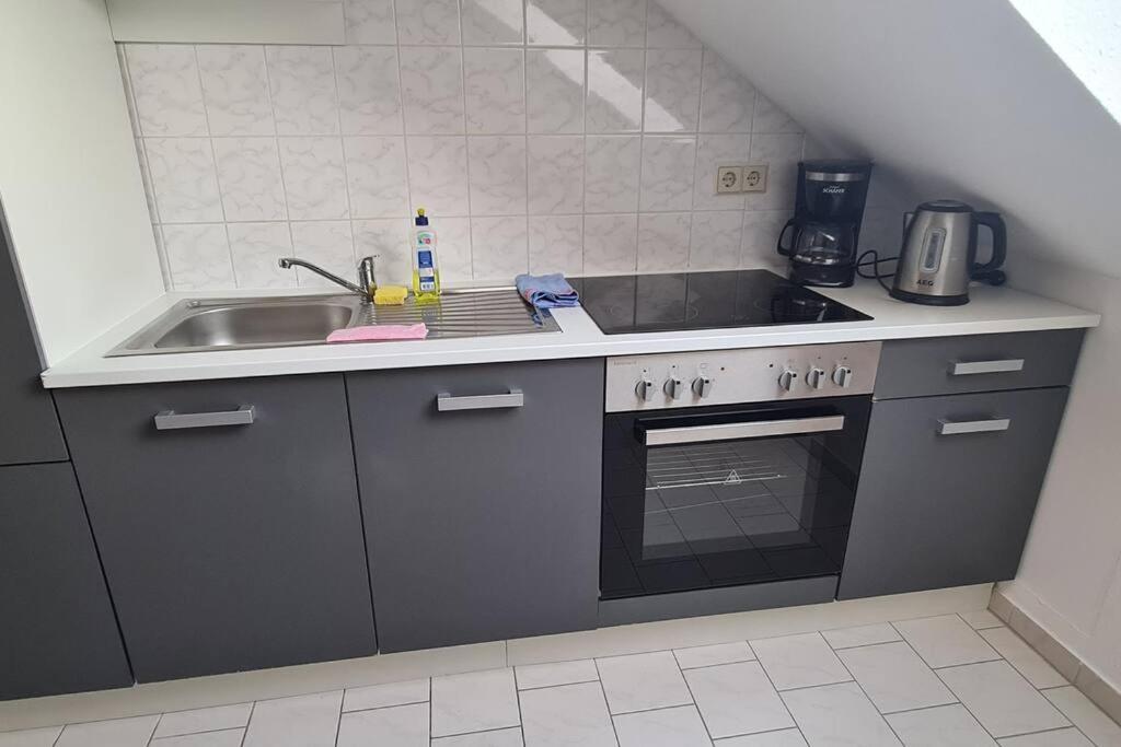 Ganze 2-Raum Ferienwohnung Links Baderitz Bagian luar foto